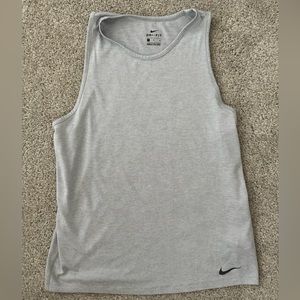 Nike Dri-Fit / Medium